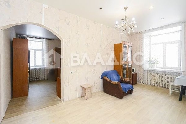 
   Продам 2-комнатную, 49.9 м², Гвардейская ул, 2

. Фото 6.