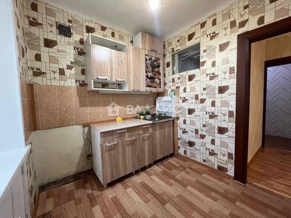 
   Продам 2-комнатную, 43 м², Родины ул, 2

. Фото 1.