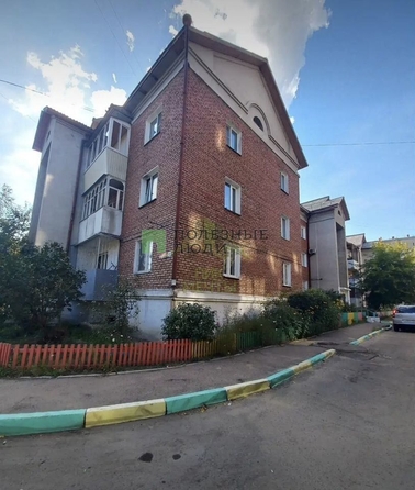 
   Продам 2-комнатную, 52 м², Клыпина ул, 12

. Фото 2.