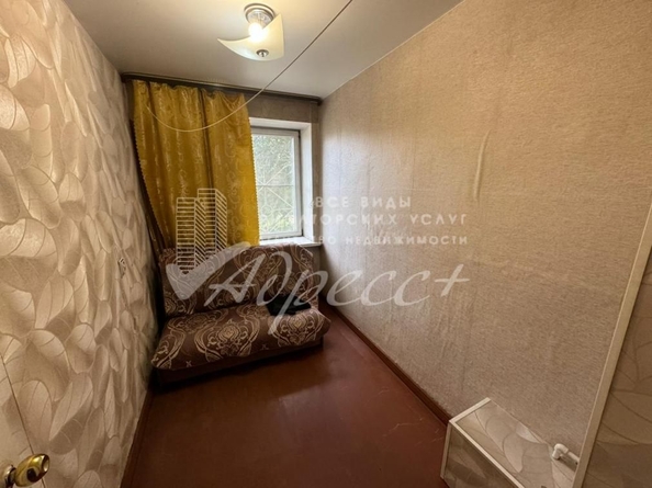 
   Продам 2-комнатную, 40 м², Тулаева ул, 150

. Фото 1.