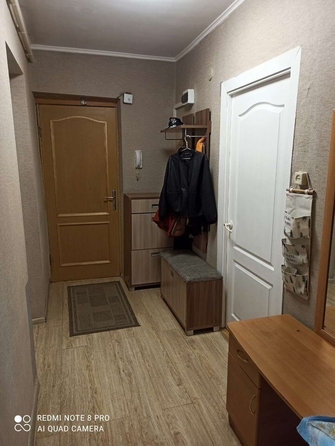 
   Продам 4-комнатную, 73.6 м², Строителей ул, 38

. Фото 2.