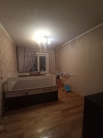 
   Продам 3-комнатную, 64.5 м², Калашникова ул, 14

. Фото 13.