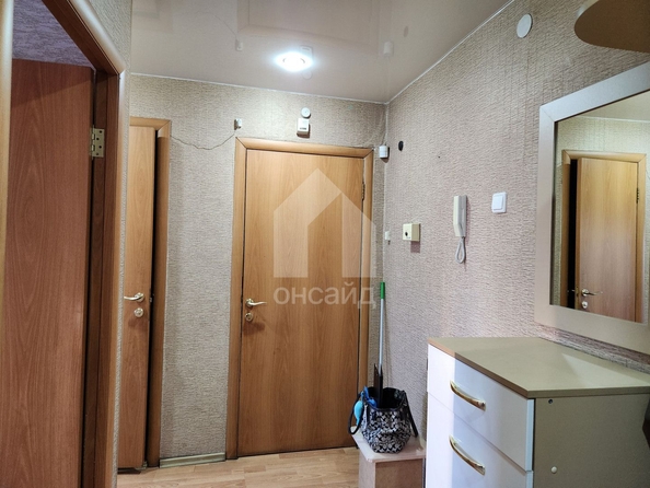 
   Продам 3-комнатную, 58.9 м², Цивилева ул, 27

. Фото 2.