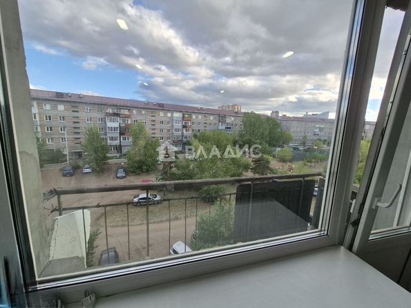 
  Продается 3-комн. квартира, 62 м², Тобольская ул, д. 49
. Фото 2.