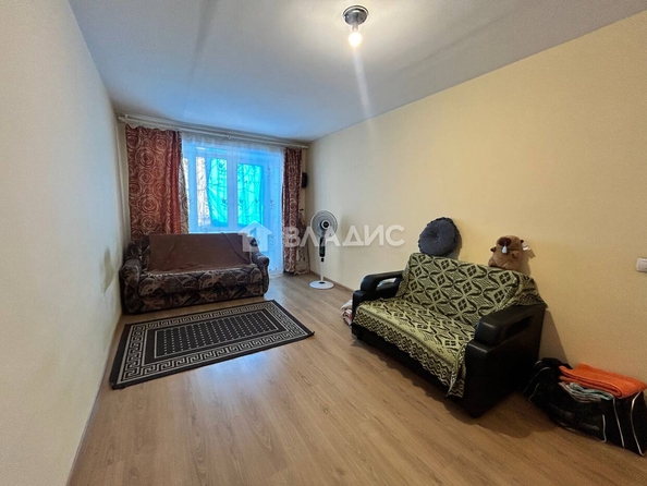 
  Продается 1-комн. квартира, 35.6 м², Приречная ул, д. 8
. Фото 2.