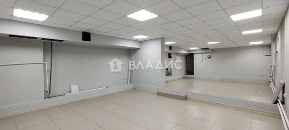 
  Продается универсальное помещение, 100.8 м², Трубачеева ул, д. 69
. Фото 2.