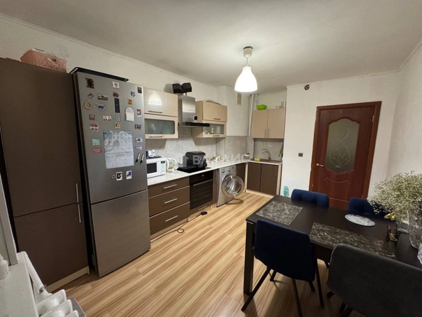 
  Продам 3-комн. квартиру 78.3 м². Фото 4.