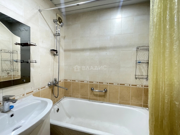 
  Продам 3-комн. квартиру 63.1 м². Фото 15.