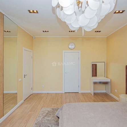 
  Продам 4-комн. квартиру 150 м². Фото 22.