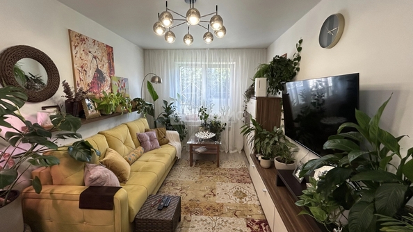 
  Продам 2-комн. квартиру 50.6 м². Фото 11.