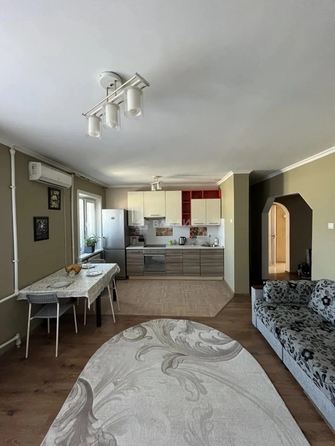 
  Продам 3-комн. квартиру 66.4 м². Фото 7.