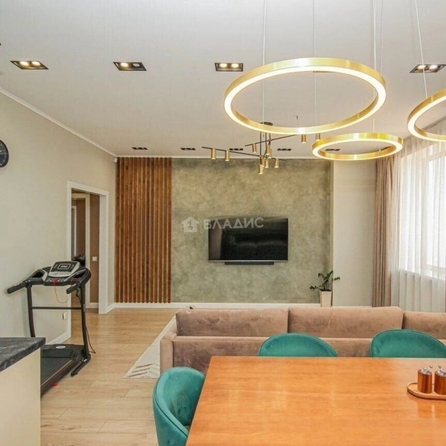
  Продам 4-комн. квартиру 150.3 м². Фото 4.
