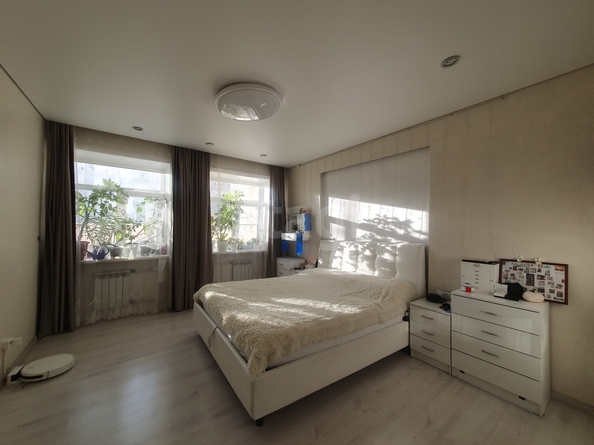 
  Продается 4-комн. квартира 70.7 м². Фото 1.