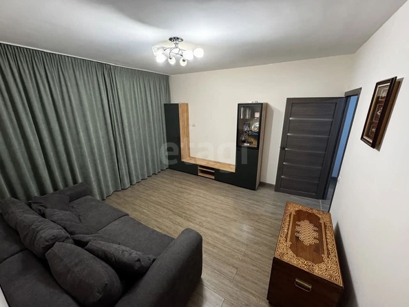 
  Продается 3-комн. квартира 63.2 м². Фото 1.