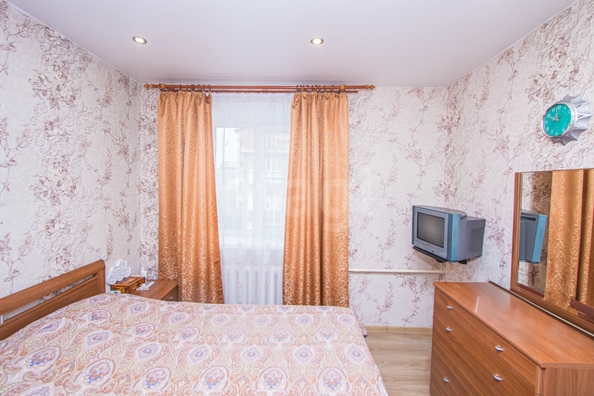 
  Продается 4-комн. квартира 63.8 м². Фото 2.