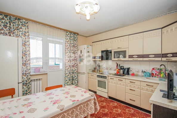 
  Продается 3-комн. квартира 78 м², в ЖК Изумрудный, 4 очередь. Фото 2.