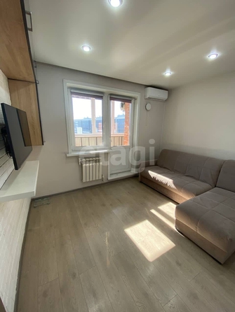
  Продается 1-комн. квартира 35 м², в ЖК Изумрудный, 3 очередь. Фото 4.