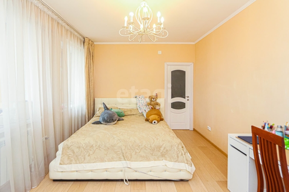 
  Продается 4-комн. квартира 100.9 м². Фото 1.