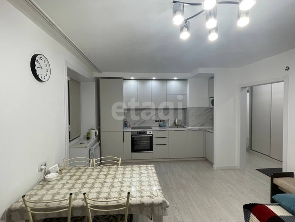 
  Продается 3-комн. квартира 82.6 м². Фото 1.