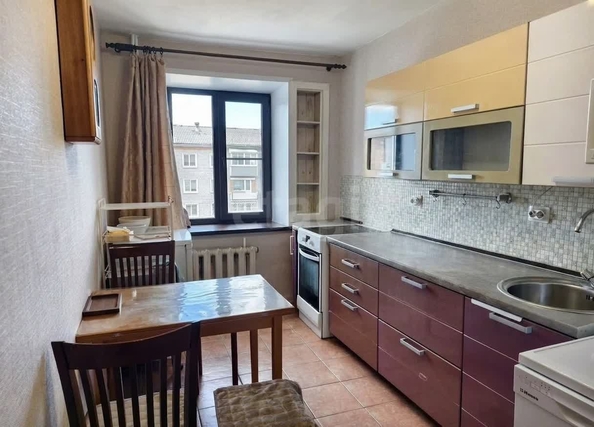 
  Продается 3-комн. квартира 61.9 м². Фото 1.