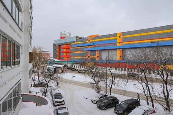 
   Продам 4-комнатную, 87 м², Байкальская ул, 310А

. Фото 24.