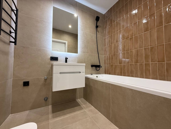 
   Продам 1-комнатную, 39.9 м², Култукская ул, 16

. Фото 4.