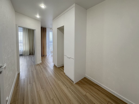 
   Продам 1-комнатную, 37.8 м², Центральная ул (Стрижи кв-л), 15

. Фото 1.