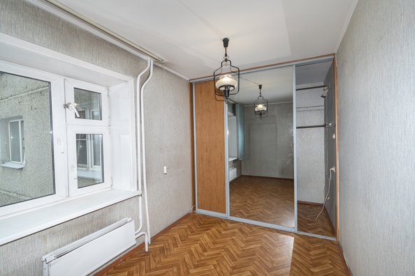 
   Продам 4-комнатную, 73.6 м², Университетский мкр, 14

. Фото 14.