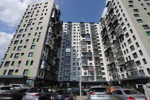 
   Продам 3-комнатную, 80.5 м², Дальневосточная ул, 166

. Фото 23.