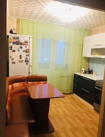 
   Продам 3-комнатную, 65 м², Энгельса ул, 21

. Фото 2.