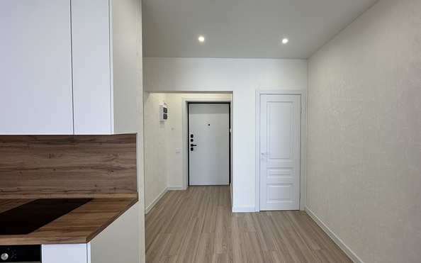 
   Продам 3-комнатную, 71 м², Центральная ул (Стрижи кв-л), 15

. Фото 1.