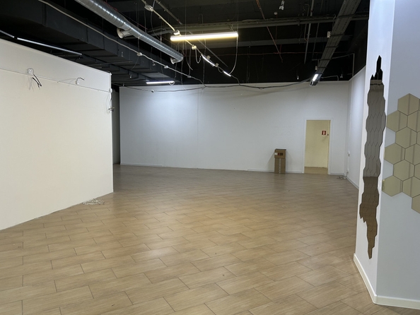 
  Сдается торговая площадь, 115.7 м², Юбилейный мкр
. Фото 3.