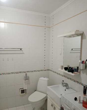 
  Продается 2-комн. квартира, 50.6 м², 19 мкр, д. 7
. Фото 3.