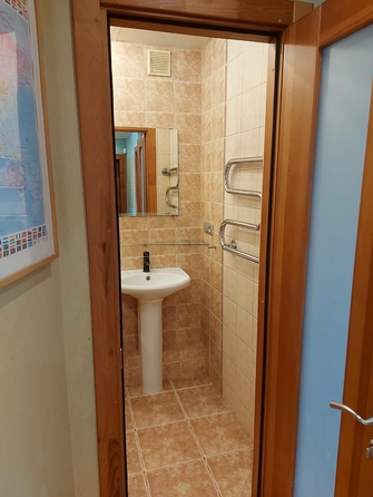 
  Продается 3-комн. квартира, 58 м², 22 мкр, д. 5
. Фото 3.