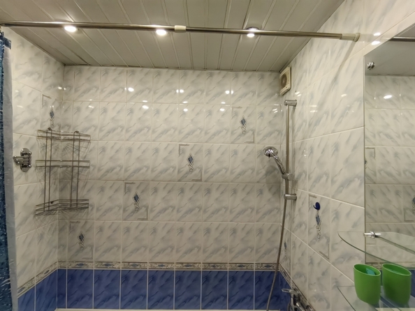 
  Продается 2-комн. квартира, 51.4 м², 7 мкр, д. 1
. Фото 10.