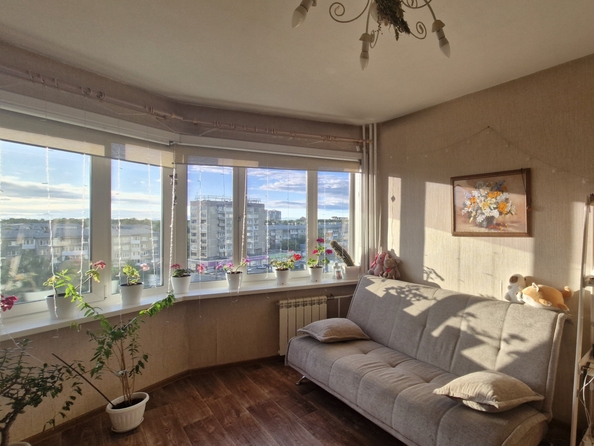 
  Продается 2-комн. квартира, 53.2 м², 19 мкр, д. 13
. Фото 1.