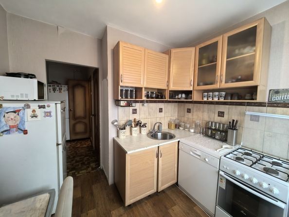 
  Продается 2-комн. квартира, 53.2 м², 19 мкр, д. 13
. Фото 11.