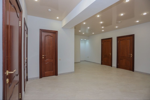 
  Сдается универсальное помещение 294.7 м². Фото 10.