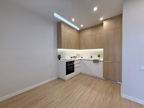 
  Продается 2-комн. квартира 39.4 м², в ЖК Квартал Стрижи, 3 очередь, дом 1. Фото 6.