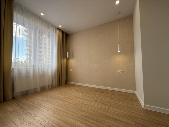 
  Продается 2-комн. квартира 35.5 м², в ЖК Квартал Стрижи, 3 очередь, дом 1. Фото 6.