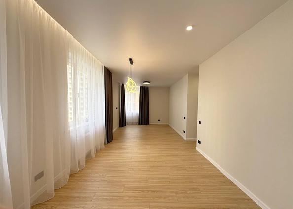 
  Продается 4-комн. квартира 78.1 м², в ЖК Квартал Стрижи, 3 очередь, дом 1. Фото 9.