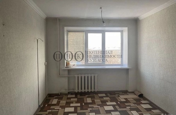 
   Продам 1-комнатную, 17 м², Красноармейская - Дзержинского тер, 114

. Фото 4.