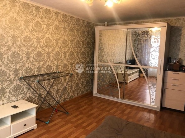 
   Продам 3-комнатную, 60 м², Кузнецкий (Клаксон) тер, 118

. Фото 5.