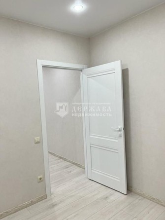 
   Продам 3-комнатную, 60 м², Красноармейская - Дзержинского тер, 124А

. Фото 4.