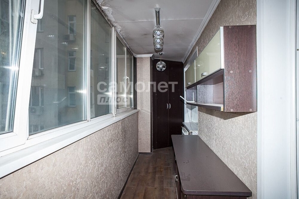 
   Продам 1-комнатную, 52.4 м², Гагарина тер, 52

. Фото 17.