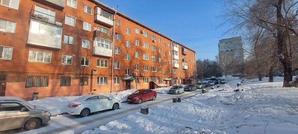 
   Продам 3-комнатную, 56.8 м², Ленина (Горняк) тер, 63

. Фото 2.