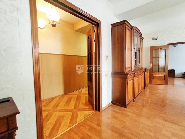 
   Продам 2-комнатную, 74 м², Дзержинского - Демьяна Бедного тер, 4

. Фото 1.