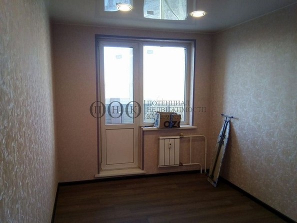 
   Продам 2-комнатную, 49.6 м², Александрова ул, 8

. Фото 1.