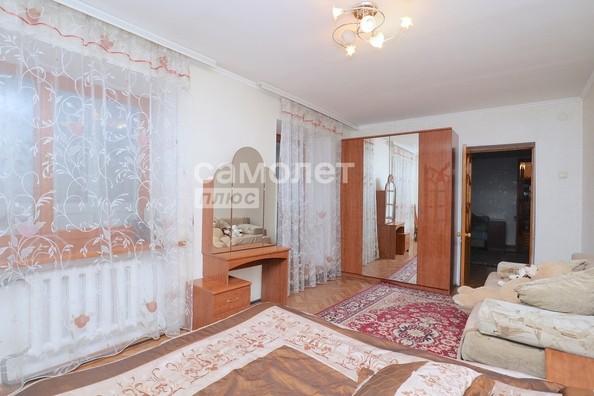 
   Продам 3-комнатную, 72.3 м², Радищева ул, 4

. Фото 4.