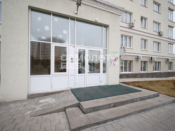 
   Продам 2-комнатную, 46 м², В.В.Михайлова пр-кт, корпус 4

. Фото 35.